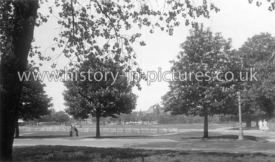 The Green, Woodford Green, Essex, c.1908